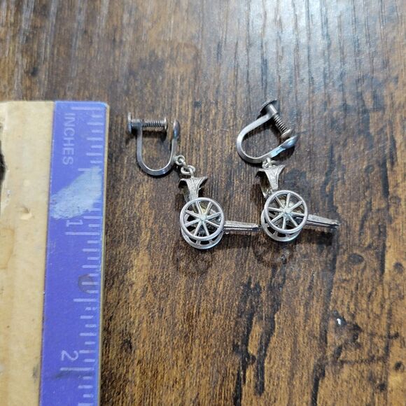 Vintage Silver Japanese Rickshaw Earrings Screw Back Box moving wheels - Picture 2 of 5
